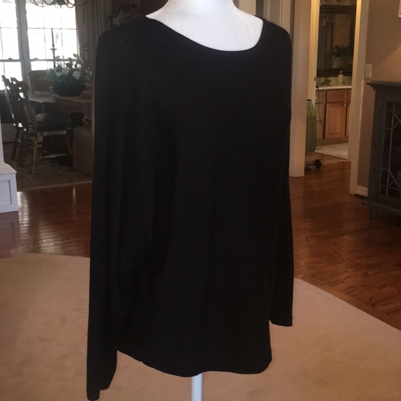 Time & Tru Black LS Sweater - Picture 4 of 13